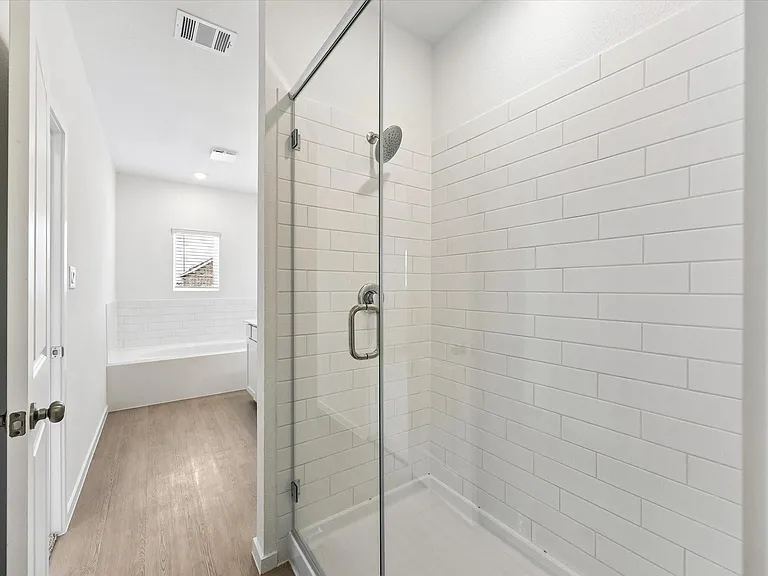 2207 Salinas Dr — Photo 3