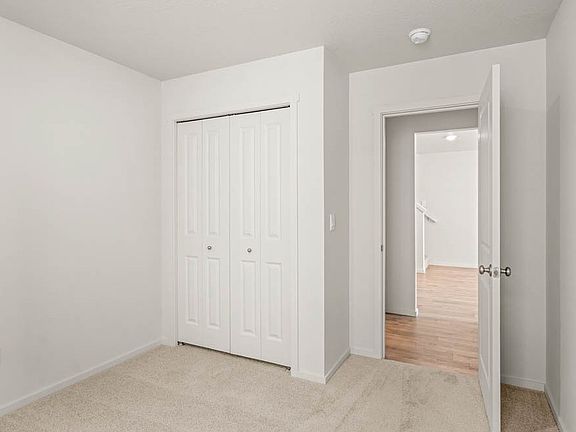 5th image of 3347 Eden Way