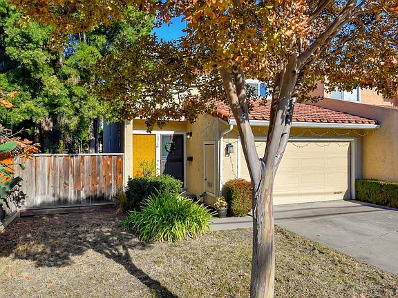 2nd image of 1317 Pedro St