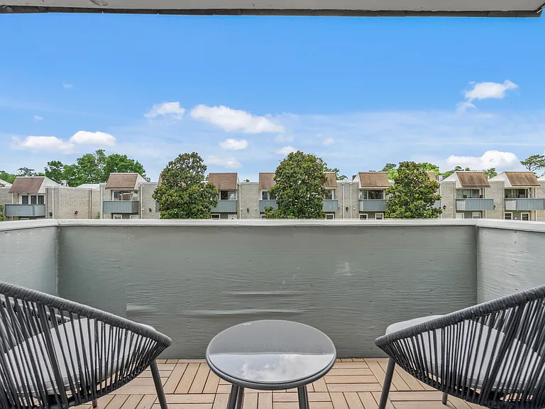 4701 N Kings Hwy #6 — Photo 32