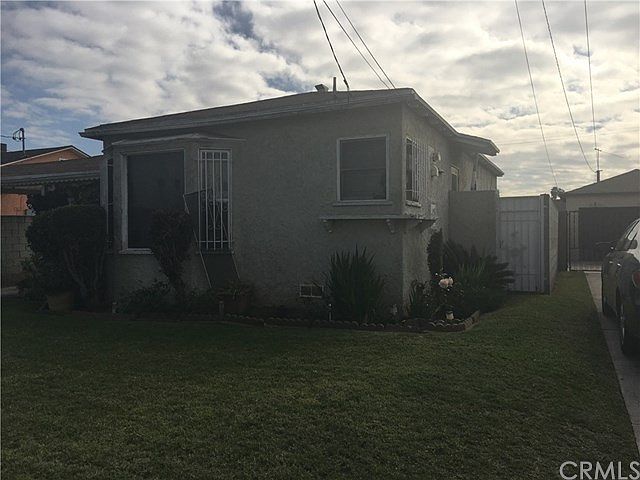 2nd image of 540 W 89th St