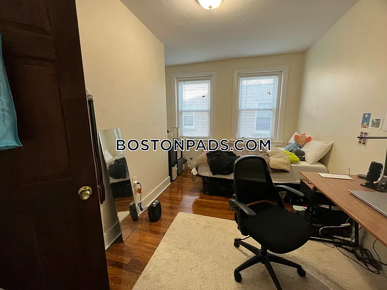 248 Kelton St #9 — Photo 38