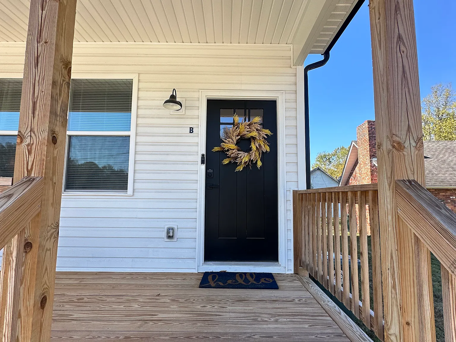 2 bed, 1.5 bath, 923 sqft, $1,450 — Photo 3