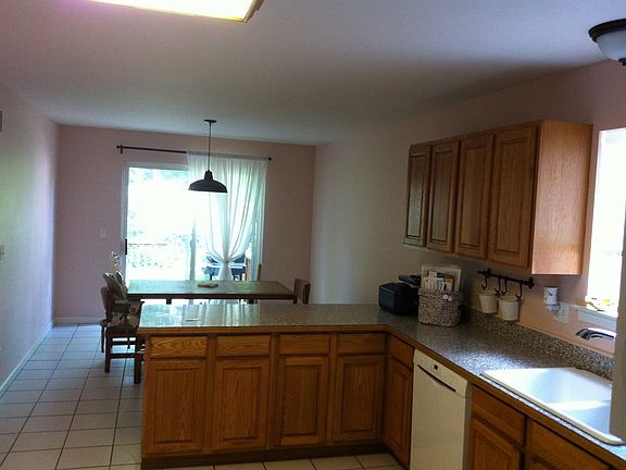 2nd image of 26034 Groveland St
