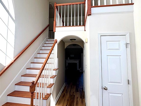 3rd image of 3316 Brickwood Cir #43