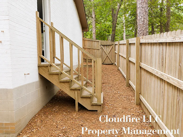 222 James Cir — Photo 7