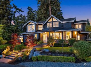 1810 10th Pl W, Kirkland, WA