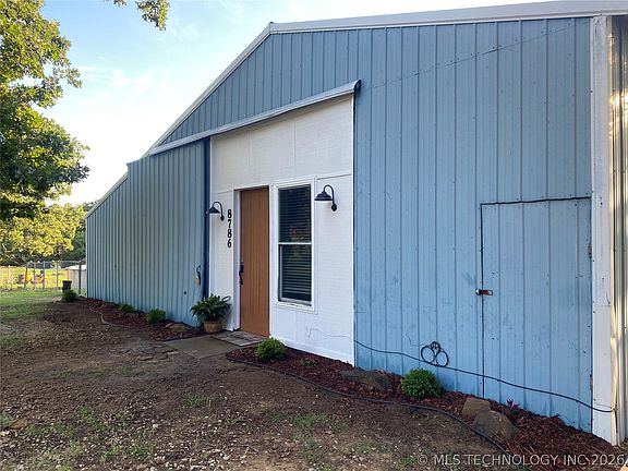 2nd image of 8786 Coconut Ln