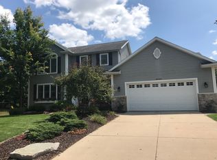4524 Sheldon Oak Ct, Hudsonville, MI 49426