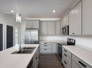 1 Old Yellowstone Trl, Three Forks, MT 59752