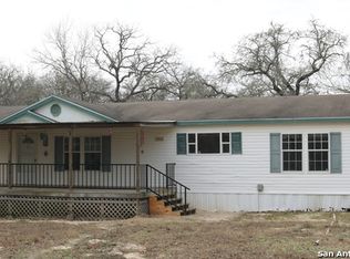 177 Longhorn Rd, Stockdale, TX 78160