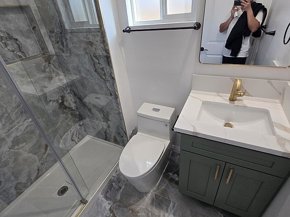 4th image of 25962 Juanita St #2