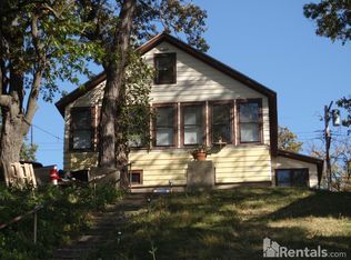 N1055 Vinnie Ha Ha Rd, Fort Atkinson, WI 53538