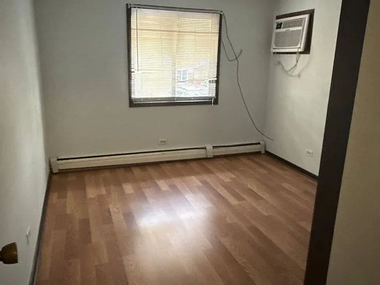 14723 Kilpatrick Ave — Photo 7