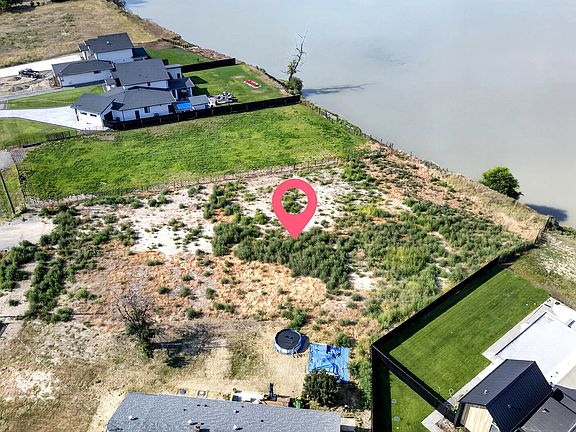 4th image of 4185 Davie Rd