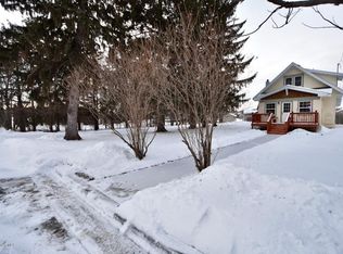1108 W 4th St, Zumbrota, MN 55992
