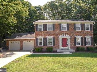 8600 Valley Dr, Waldorf, MD