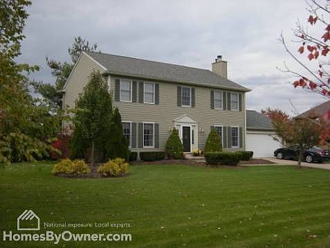 1st image of 15081 Waterford Dr