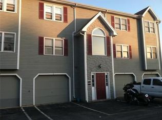 74 Tennis Plaza Rd UNIT 3, Dracut, MA 01826