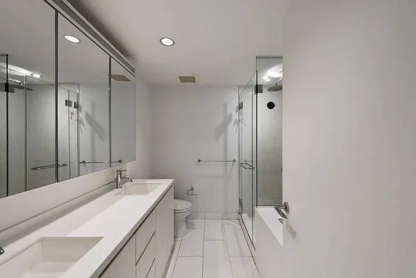 Sold by Nest Seekers International | media 7