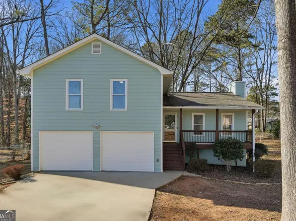 4225 Hidden Meadow Cir, Buford, GA 30518