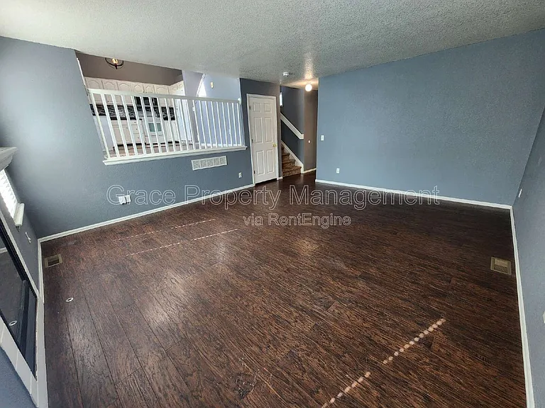 327 W 116th Pl — Photo 7