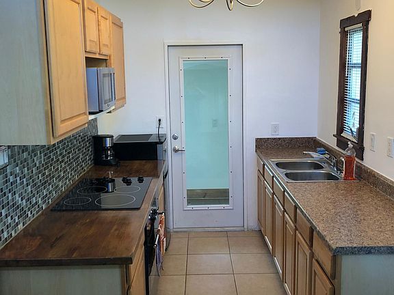 3rd image of 12936 NE 4th Ave