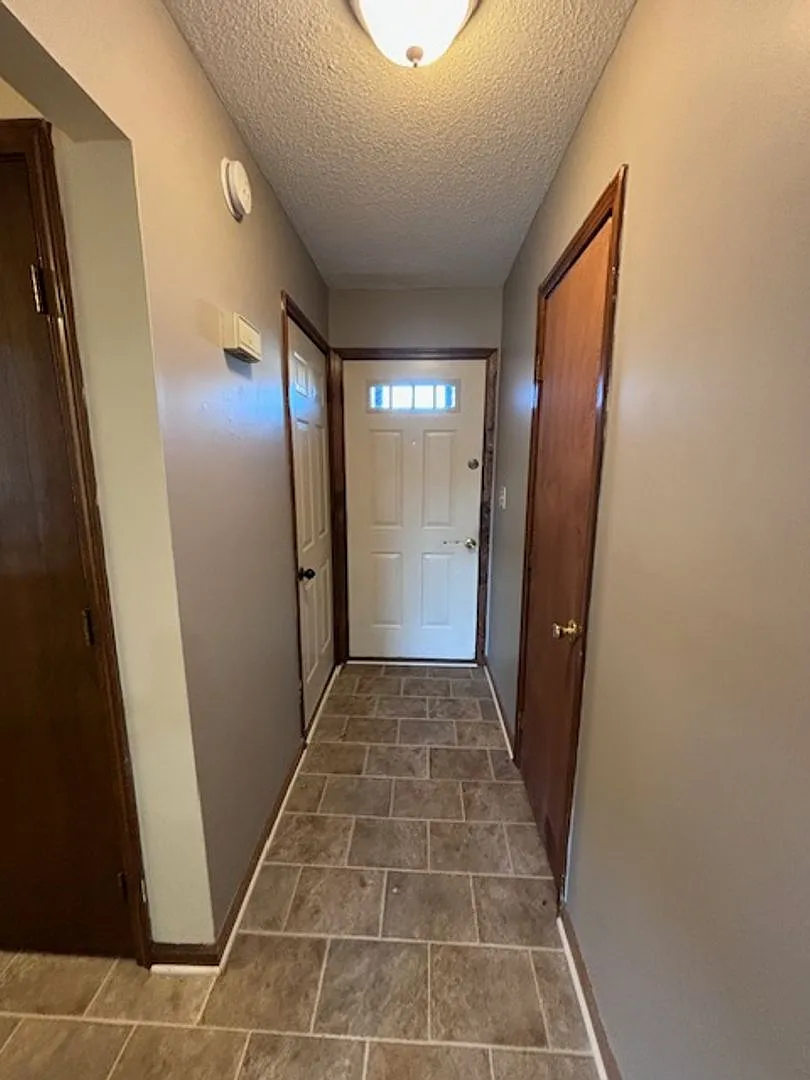 524 Independence Court — Photo 2