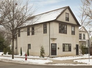 3301 31st Ave S, Minneapolis, MN 55406