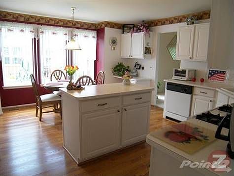 4th image of 32814 Kelly Blvd #5