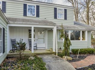 41 E Larchmont Dr, Colts Neck, NJ 07722