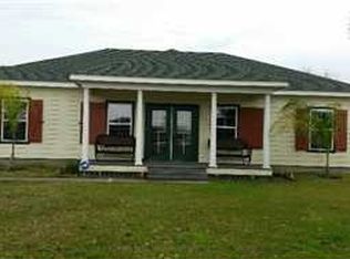 124 Carribean Dr, Jeanerette, LA 70544