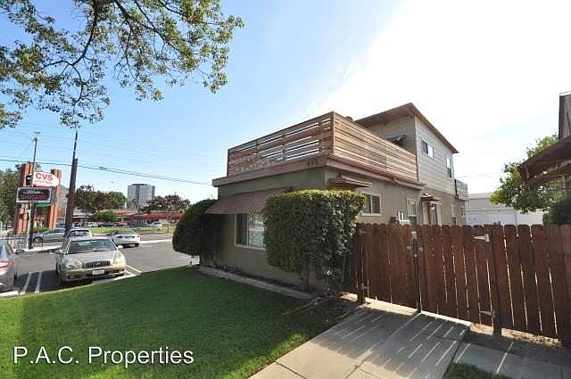 1st image of 605 N Hollywood Way #C