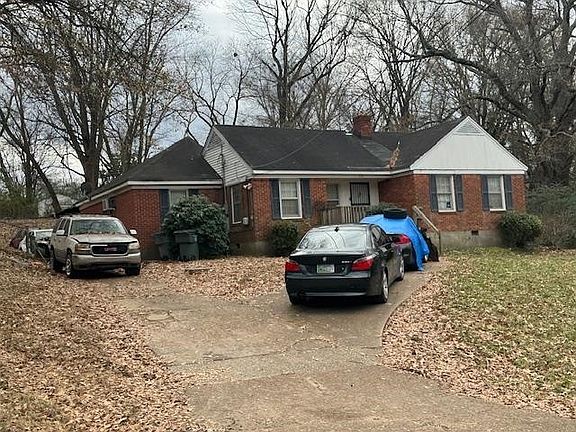 5th image of 1703 Alta Vista Dr
