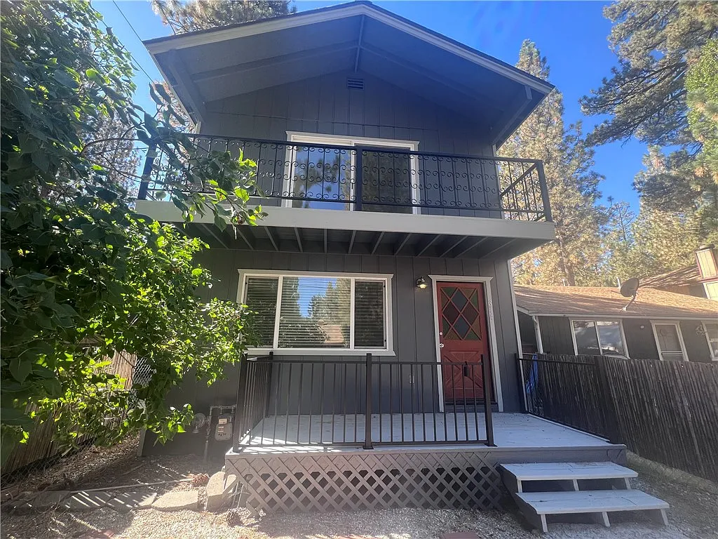 2 bed, 1311 sqft, $1,950 — Photo 1