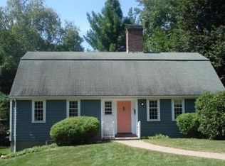 5 Standish Rd, Wellesley, MA 02481
