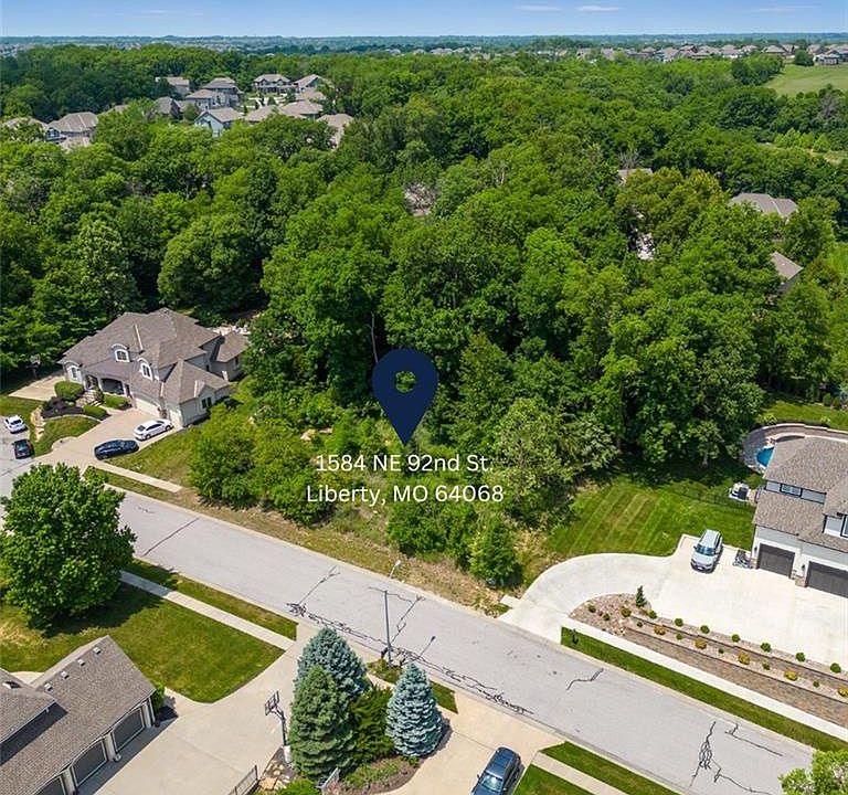 1st image of 1584 NE 92nd St
