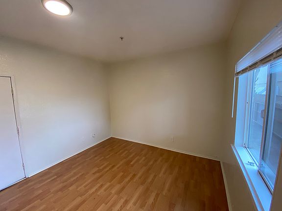 5th image of 2601 Center Ave #107