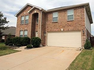 4609 Prairie Crossing Dr, Fort Worth, TX 76244