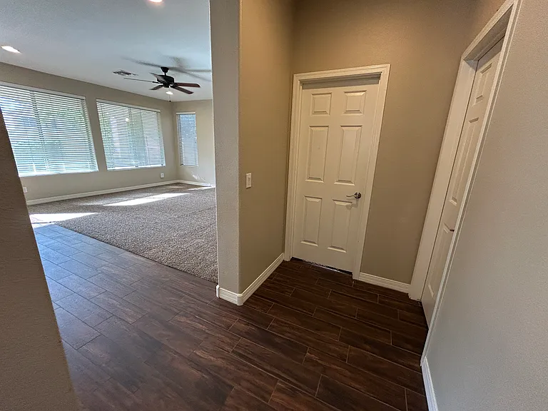 5163 W Village Dr — Photo 21