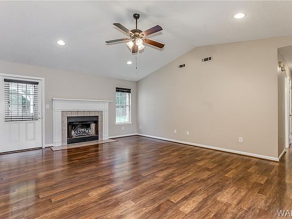 4th image of 13788 Blake Dr