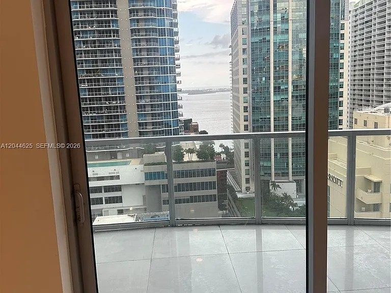 1060 Brickell Ave #2505 — Photo 10