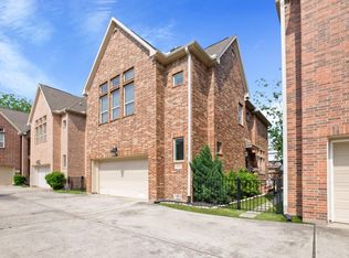 933 W 17th St, Houston, TX 77008
