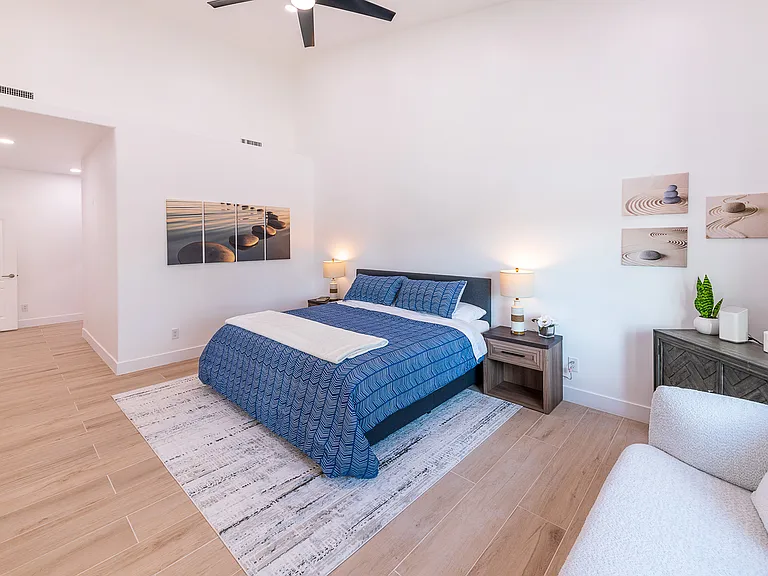 1710 E Queen Palm Dr — Photo 12