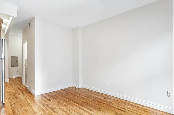 Rented by Oxford Property Group | media 17