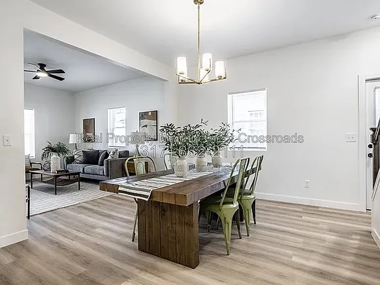 849 N Oakland Ave — Photo 11