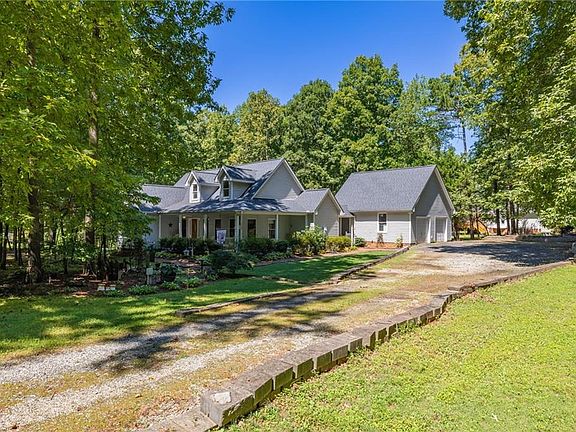 2nd image of 6914 Harvest Glen Dr