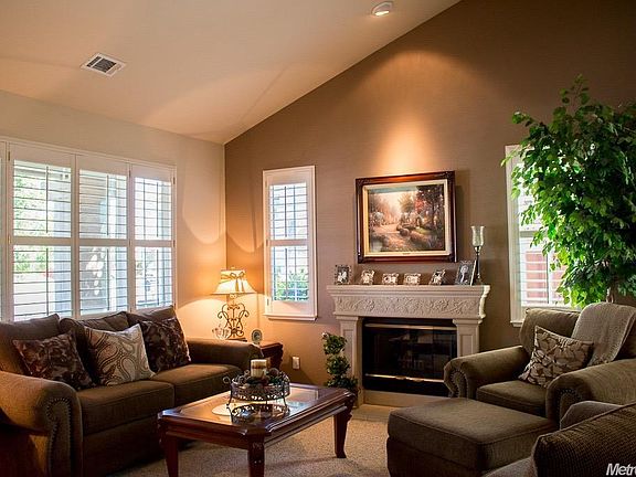2nd image of 5760 Natoma Cir