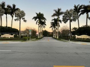 19451 NW 8th St, Pembroke Pines, FL 33029