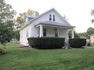1703 E D St, Belleville, IL 62221